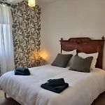 Marguerite à Saint-haon-le-châtel, Animaux Admis, Wifi, Jardin - Fr-1-496-371 *