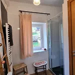 Marguerite à Saint-haon-le-châtel, Animaux Admis, Wifi, Jardin - Fr-1-496-371